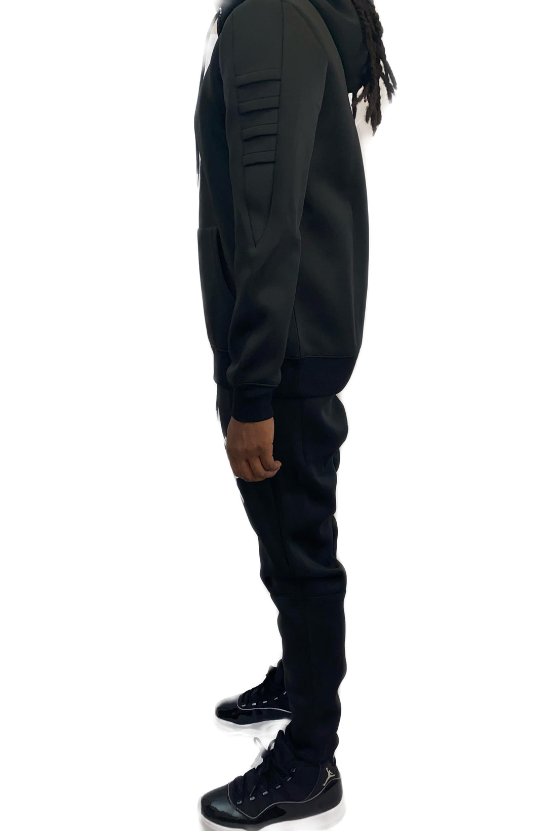 Heartless tracksuit black